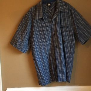 Nike Men’s Med AGC button down blue Plaid shirt